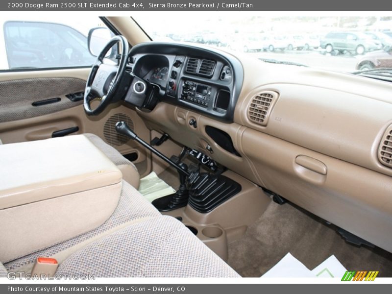 Dashboard of 2000 Ram 2500 SLT Extended Cab 4x4