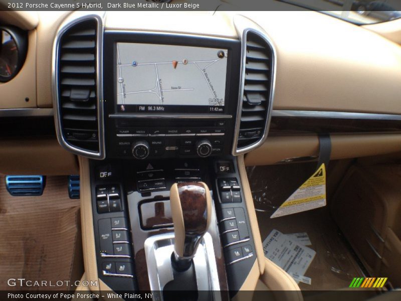 Navigation of 2012 Cayenne S Hybrid