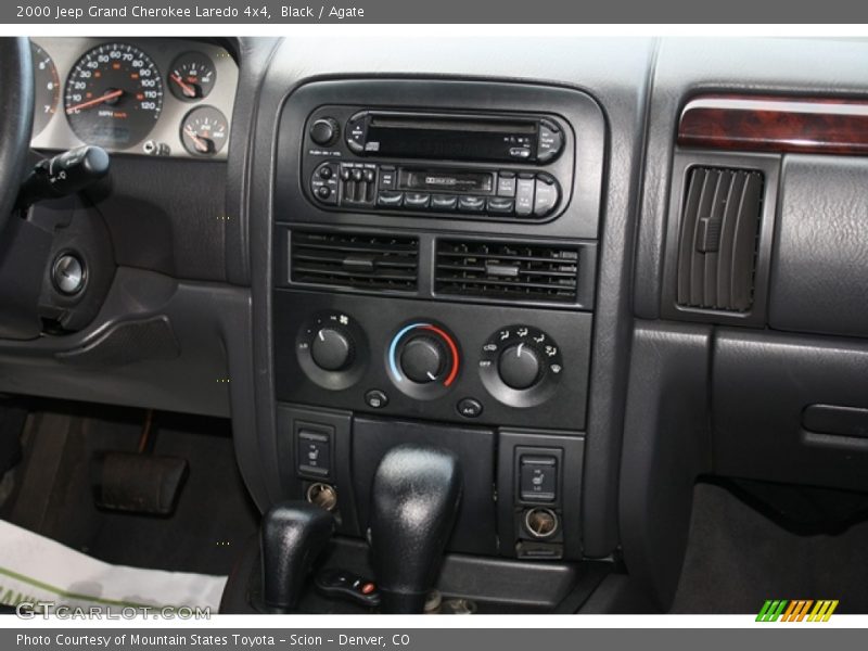 Black / Agate 2000 Jeep Grand Cherokee Laredo 4x4