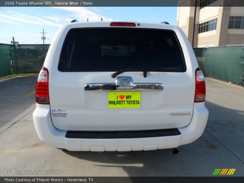 Natural White / Stone 2009 Toyota 4Runner SR5