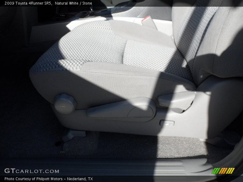Natural White / Stone 2009 Toyota 4Runner SR5