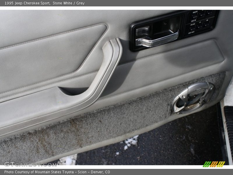 Stone White / Grey 1995 Jeep Cherokee Sport