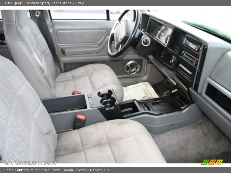  1995 Cherokee Sport Grey Interior
