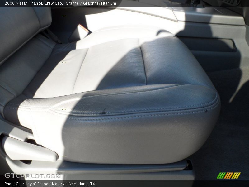 Granite / Graphite/Titanium 2006 Nissan Titan SE Crew Cab