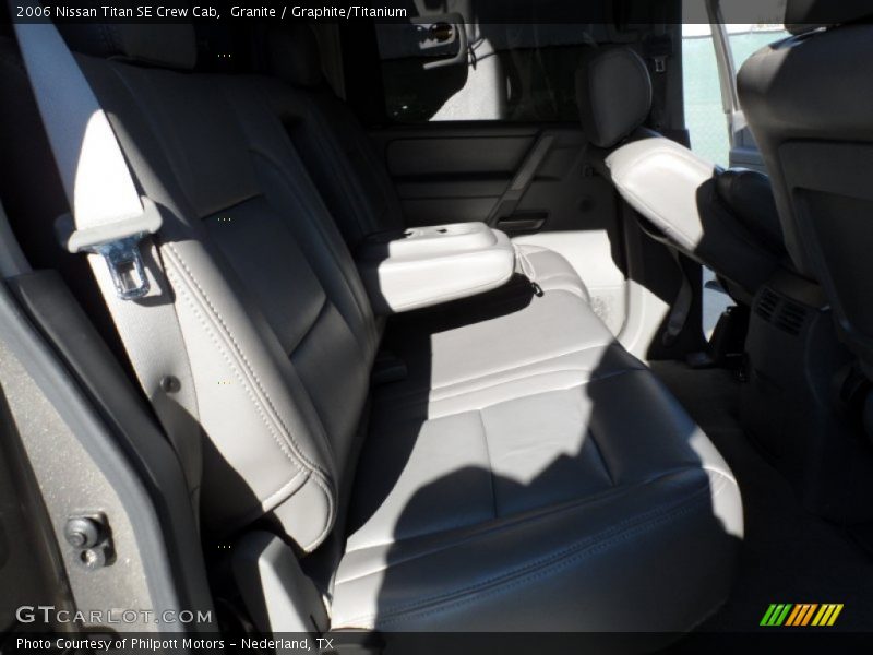 Granite / Graphite/Titanium 2006 Nissan Titan SE Crew Cab