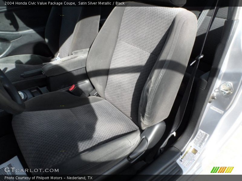 Satin Silver Metallic / Black 2004 Honda Civic Value Package Coupe