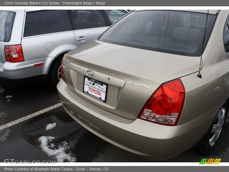 Champagne Beige / Beige 2006 Hyundai Elantra GLS Sedan