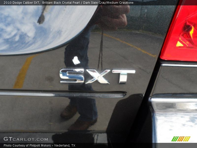 Brilliant Black Crystal Pearl / Dark Slate Gray/Medium Graystone 2010 Dodge Caliber SXT