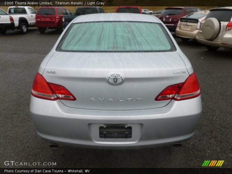 Titanium Metallic / Light Gray 2006 Toyota Avalon Limited
