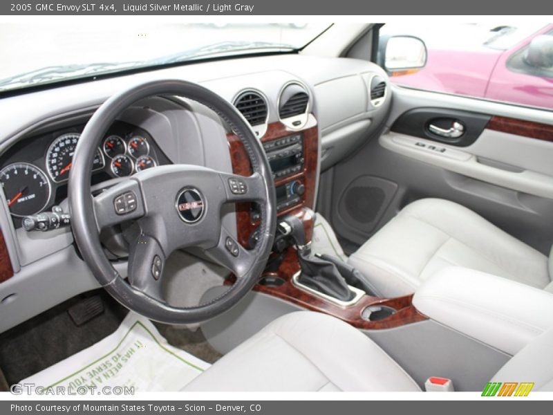 Liquid Silver Metallic / Light Gray 2005 GMC Envoy SLT 4x4