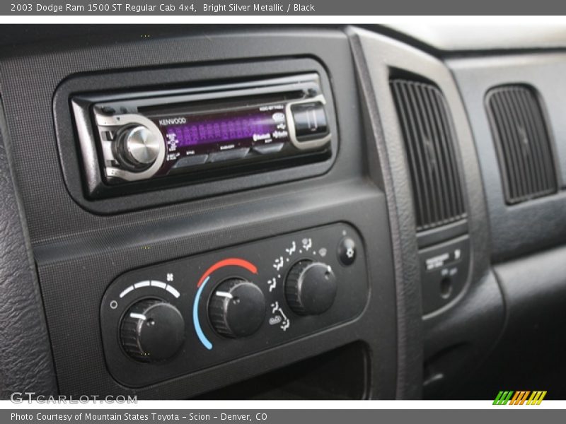 Controls of 2003 Ram 1500 ST Regular Cab 4x4