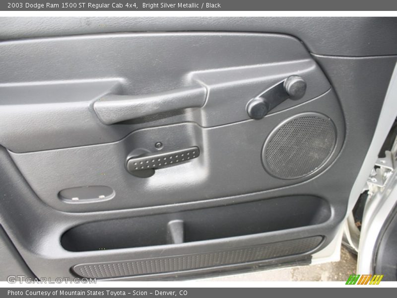 Bright Silver Metallic / Black 2003 Dodge Ram 1500 ST Regular Cab 4x4
