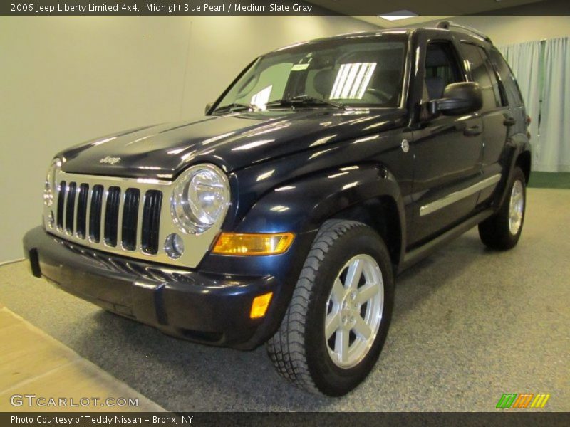 Midnight Blue Pearl / Medium Slate Gray 2006 Jeep Liberty Limited 4x4
