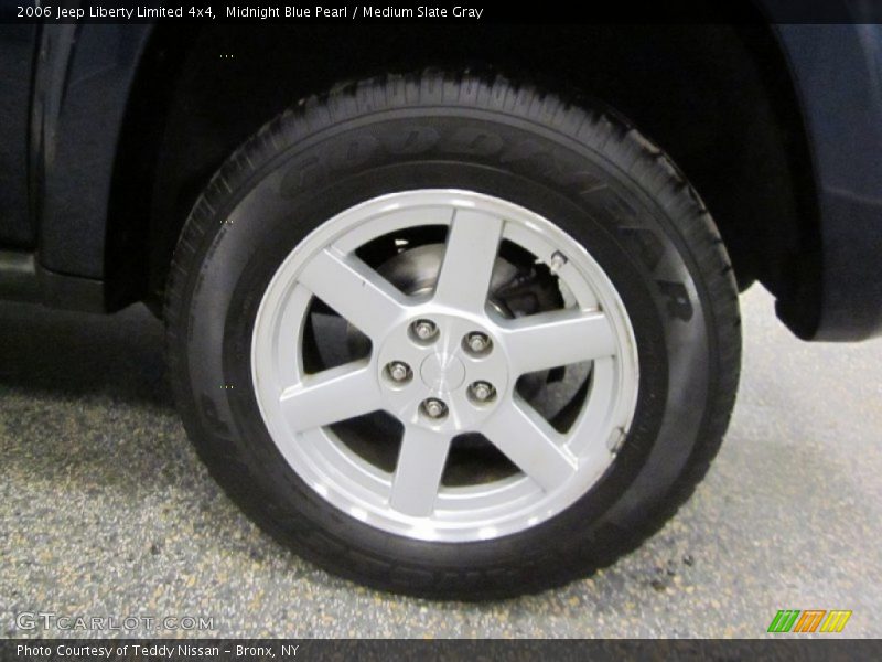 Midnight Blue Pearl / Medium Slate Gray 2006 Jeep Liberty Limited 4x4