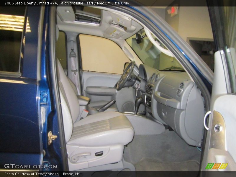 Midnight Blue Pearl / Medium Slate Gray 2006 Jeep Liberty Limited 4x4