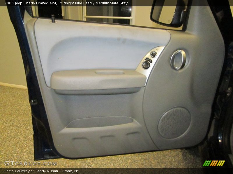 Midnight Blue Pearl / Medium Slate Gray 2006 Jeep Liberty Limited 4x4