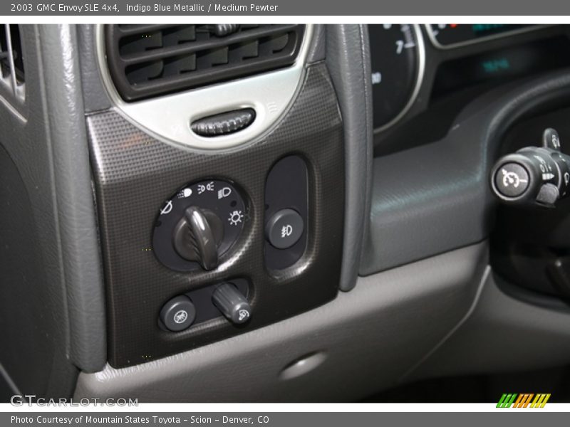 Indigo Blue Metallic / Medium Pewter 2003 GMC Envoy SLE 4x4