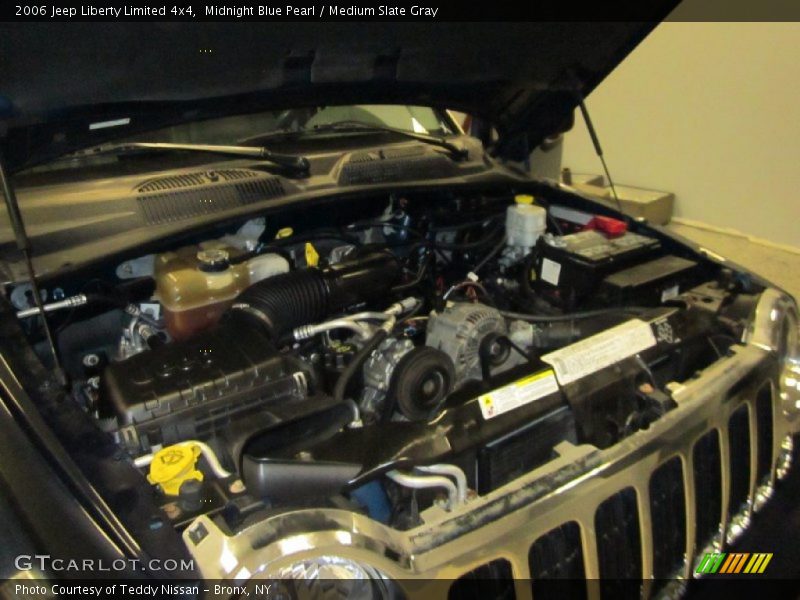 Midnight Blue Pearl / Medium Slate Gray 2006 Jeep Liberty Limited 4x4