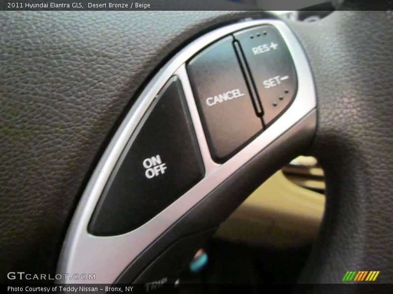 Controls of 2011 Elantra GLS