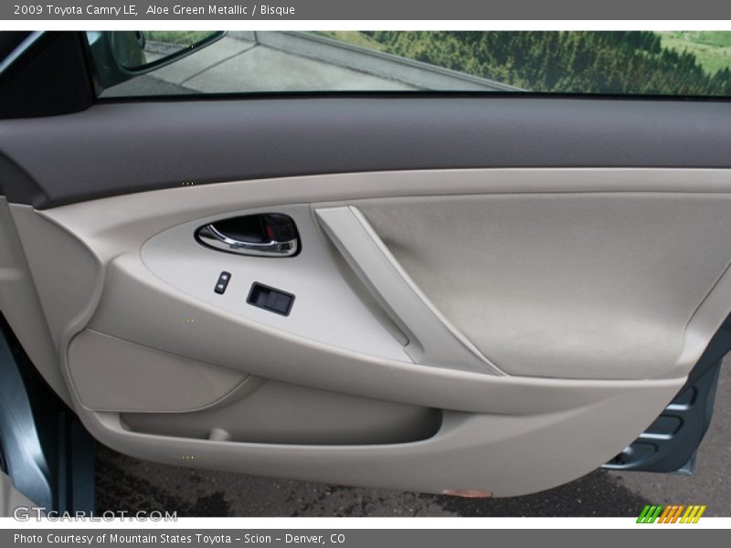 Aloe Green Metallic / Bisque 2009 Toyota Camry LE