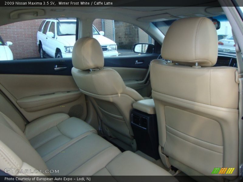Winter Frost White / Caffe Latte 2009 Nissan Maxima 3.5 SV