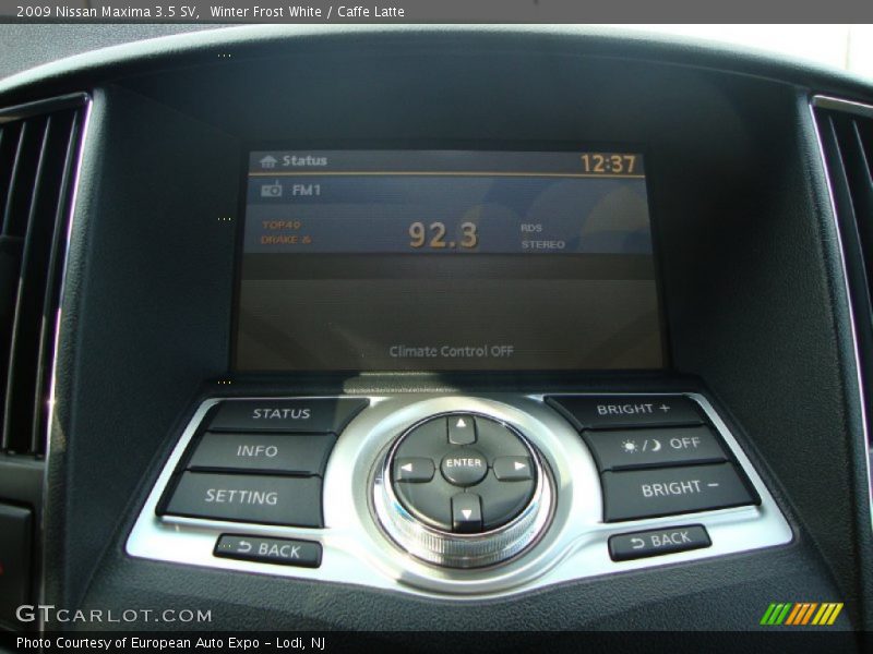 Controls of 2009 Maxima 3.5 SV