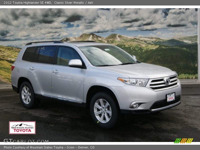 Classic Silver Metallic / Ash 2012 Toyota Highlander SE 4WD