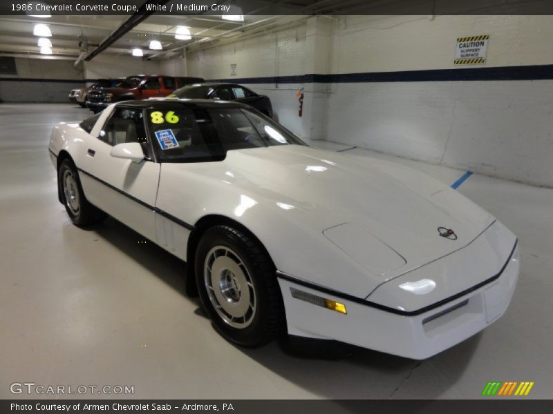 Front 3/4 View of 1986 Corvette Coupe