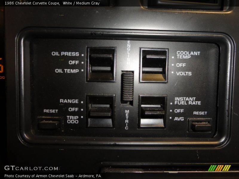 Controls of 1986 Corvette Coupe