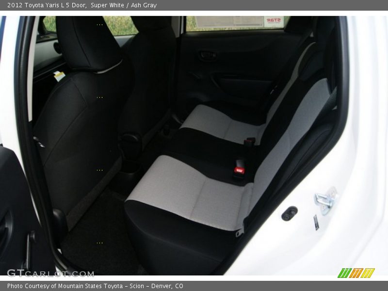 Super White / Ash Gray 2012 Toyota Yaris L 5 Door