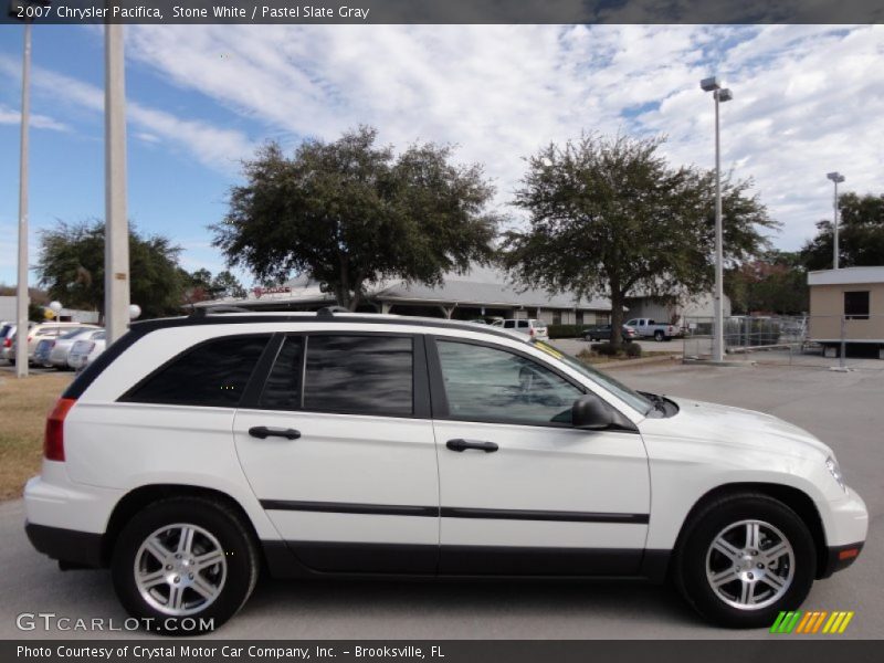 Stone White / Pastel Slate Gray 2007 Chrysler Pacifica