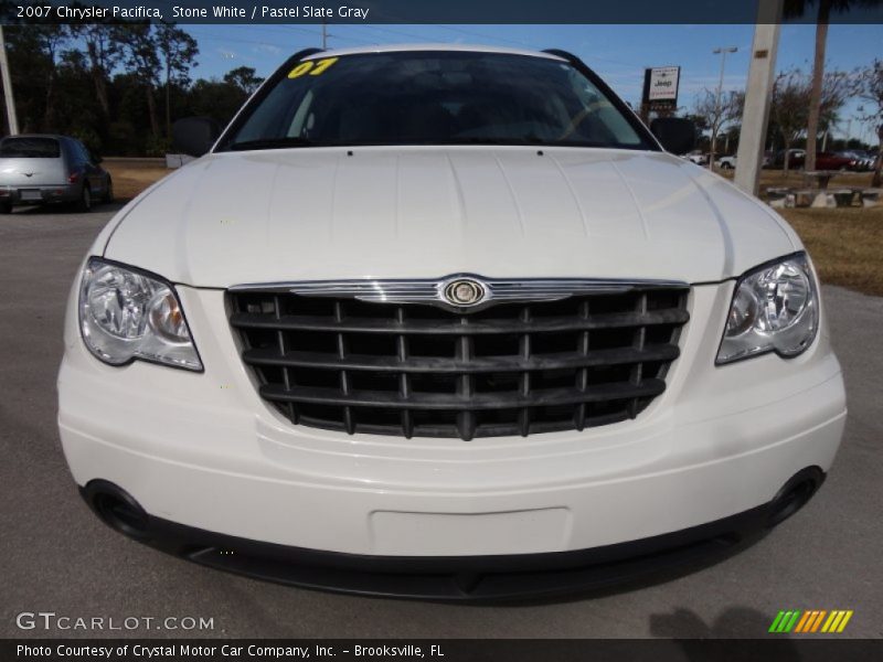 Stone White / Pastel Slate Gray 2007 Chrysler Pacifica