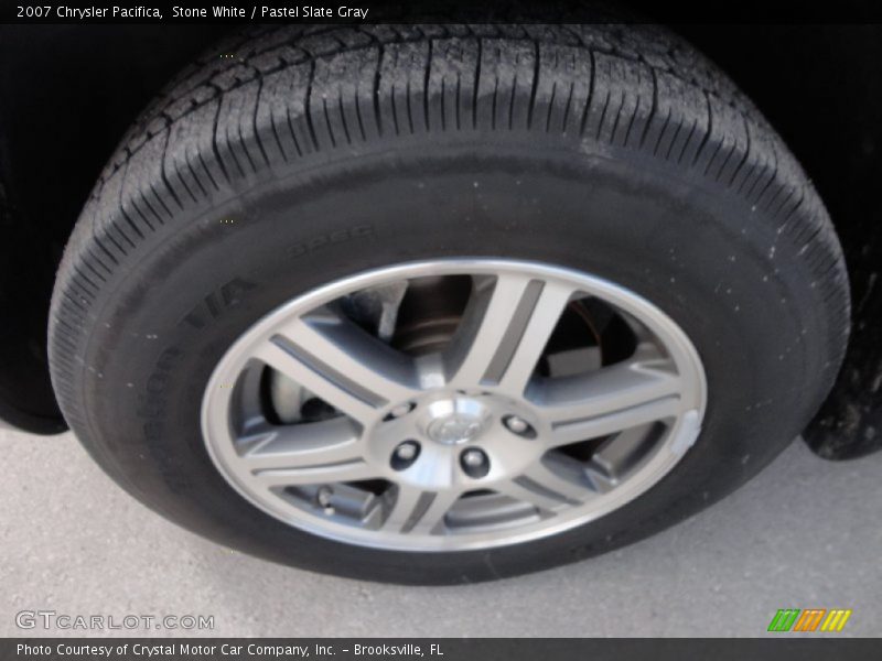 Stone White / Pastel Slate Gray 2007 Chrysler Pacifica