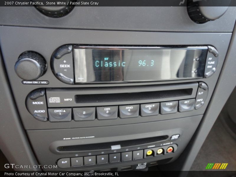 Stone White / Pastel Slate Gray 2007 Chrysler Pacifica