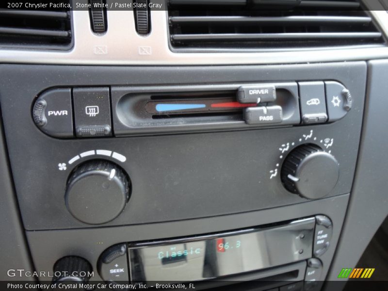 Stone White / Pastel Slate Gray 2007 Chrysler Pacifica