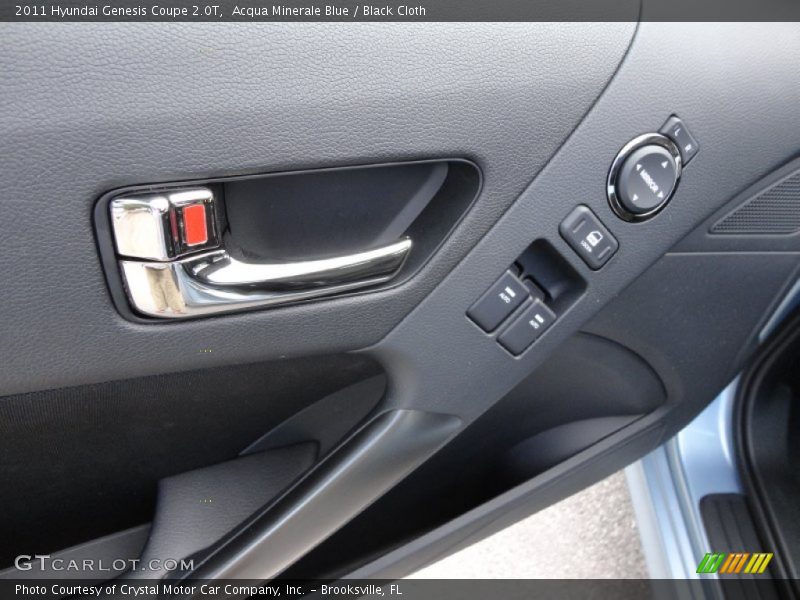 Controls of 2011 Genesis Coupe 2.0T