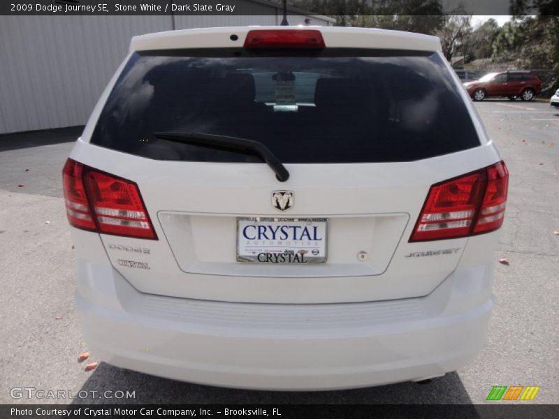 Stone White / Dark Slate Gray 2009 Dodge Journey SE