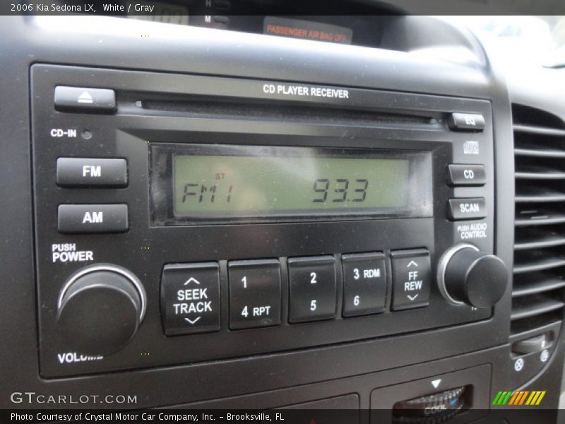 White / Gray 2006 Kia Sedona LX