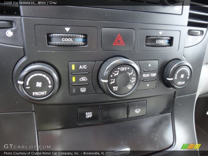 White / Gray 2006 Kia Sedona LX