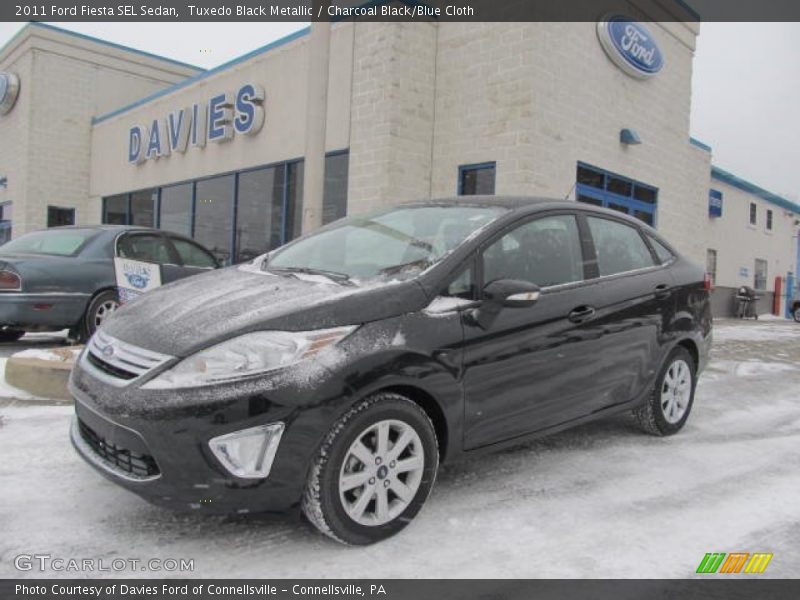 Tuxedo Black Metallic / Charcoal Black/Blue Cloth 2011 Ford Fiesta SEL Sedan