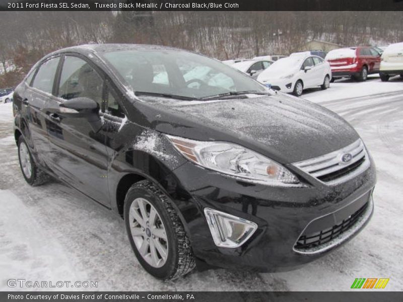 Tuxedo Black Metallic / Charcoal Black/Blue Cloth 2011 Ford Fiesta SEL Sedan
