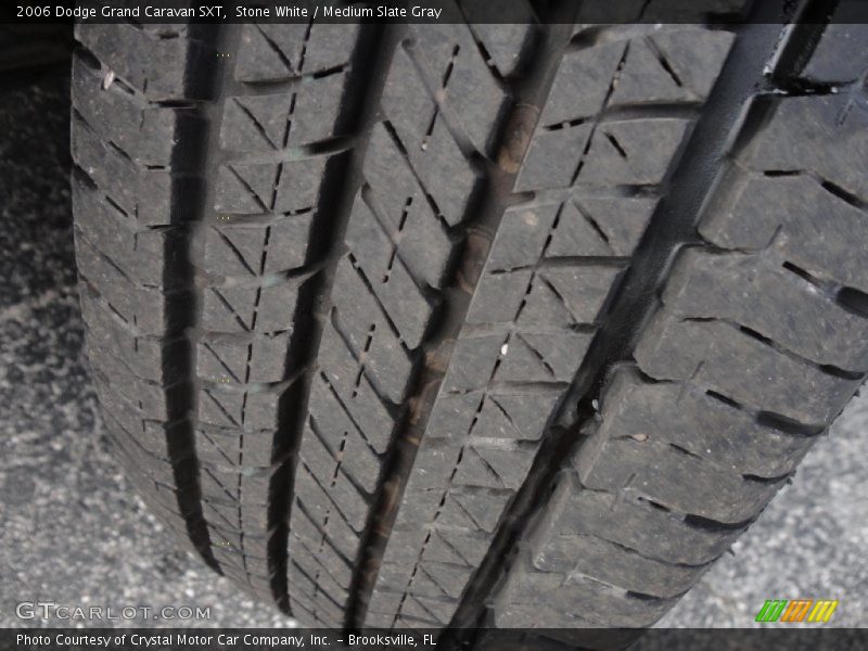 Stone White / Medium Slate Gray 2006 Dodge Grand Caravan SXT