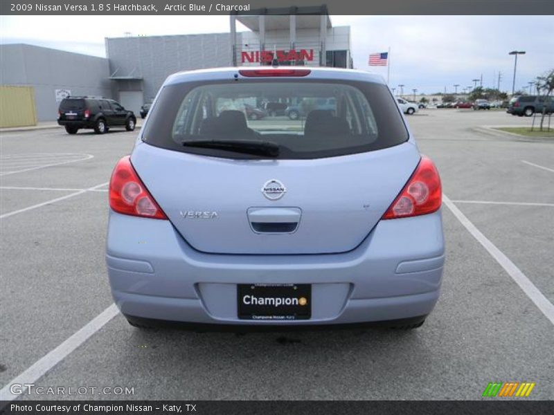 Arctic Blue / Charcoal 2009 Nissan Versa 1.8 S Hatchback