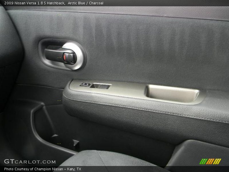 Arctic Blue / Charcoal 2009 Nissan Versa 1.8 S Hatchback
