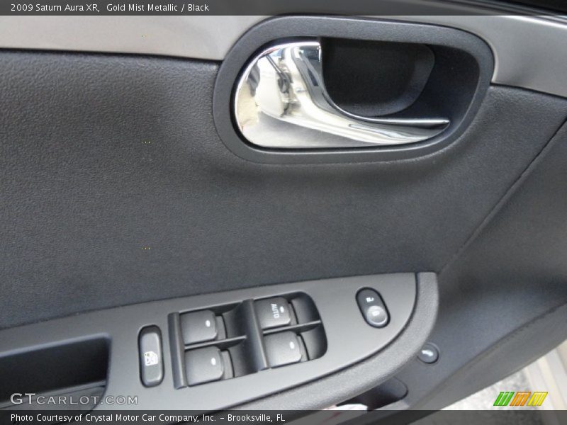 Gold Mist Metallic / Black 2009 Saturn Aura XR