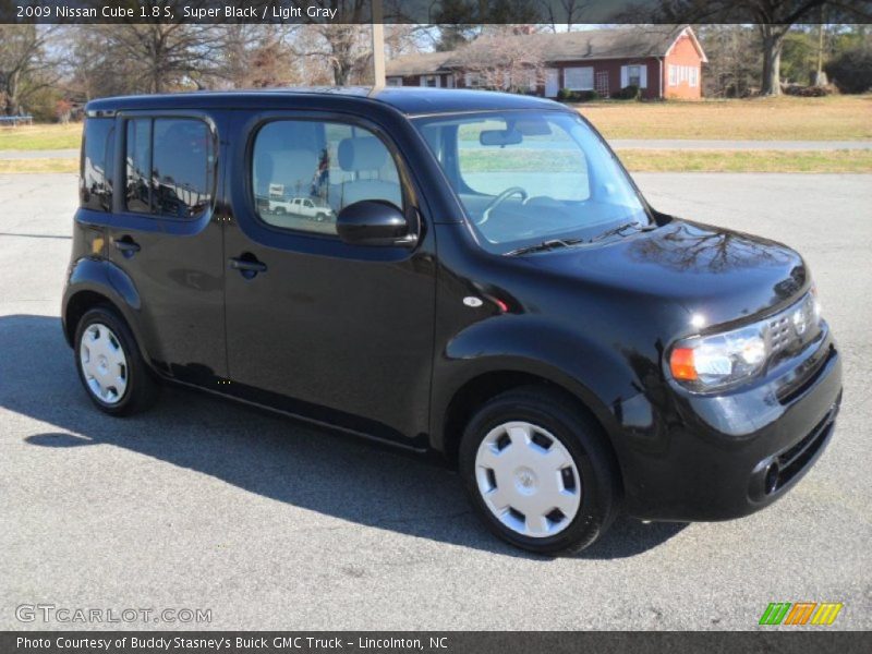 Super Black / Light Gray 2009 Nissan Cube 1.8 S