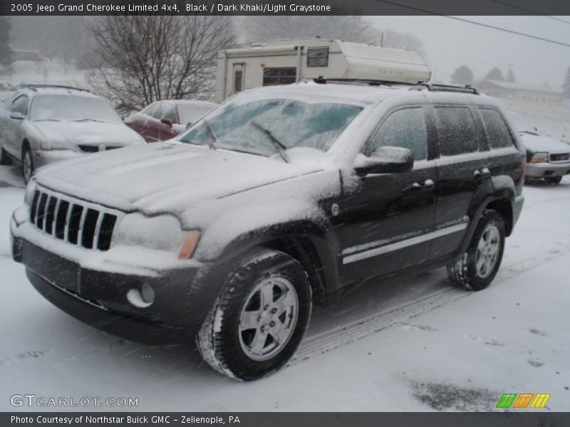 Black / Dark Khaki/Light Graystone 2005 Jeep Grand Cherokee Limited 4x4