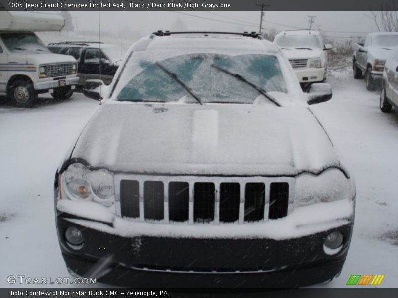 Black / Dark Khaki/Light Graystone 2005 Jeep Grand Cherokee Limited 4x4