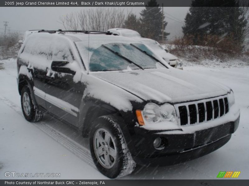 Black / Dark Khaki/Light Graystone 2005 Jeep Grand Cherokee Limited 4x4