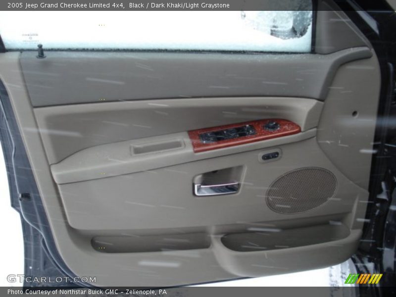 Black / Dark Khaki/Light Graystone 2005 Jeep Grand Cherokee Limited 4x4